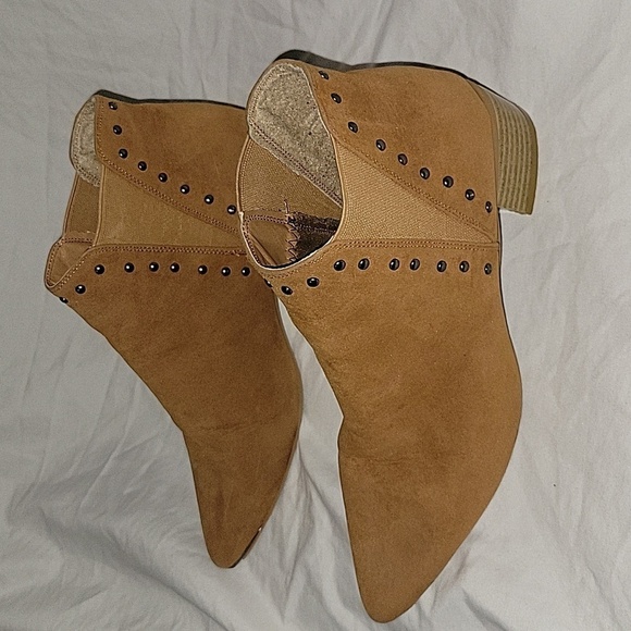 SEVEN FOR ALL MANKIND Pixie Ankle Studded Boot Leather Camel Sz 8 Bohemian chic - Picture 4 of 6